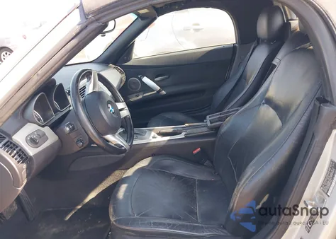 2003 BMW Z4 2.5I z USA, uszkodzony, nr VIN 4USBT33413LS43961